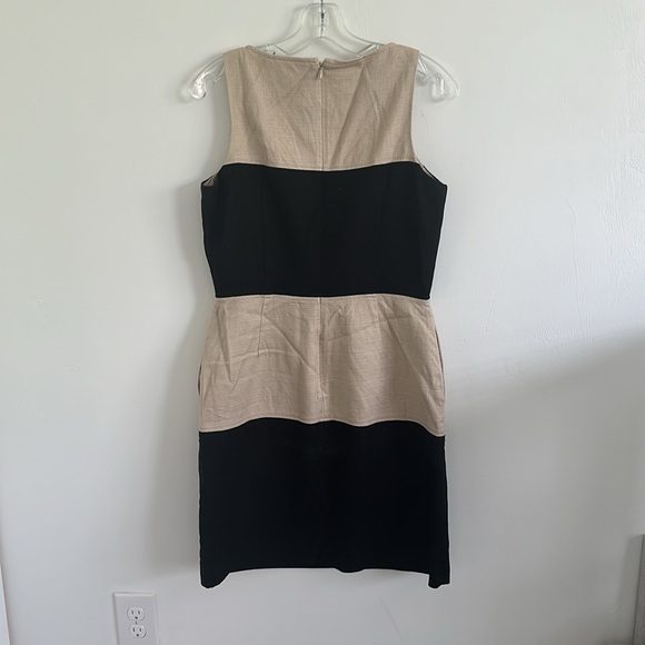 Banana Republic Tan and Black Dress Sz 8 - Picture 3 of 3